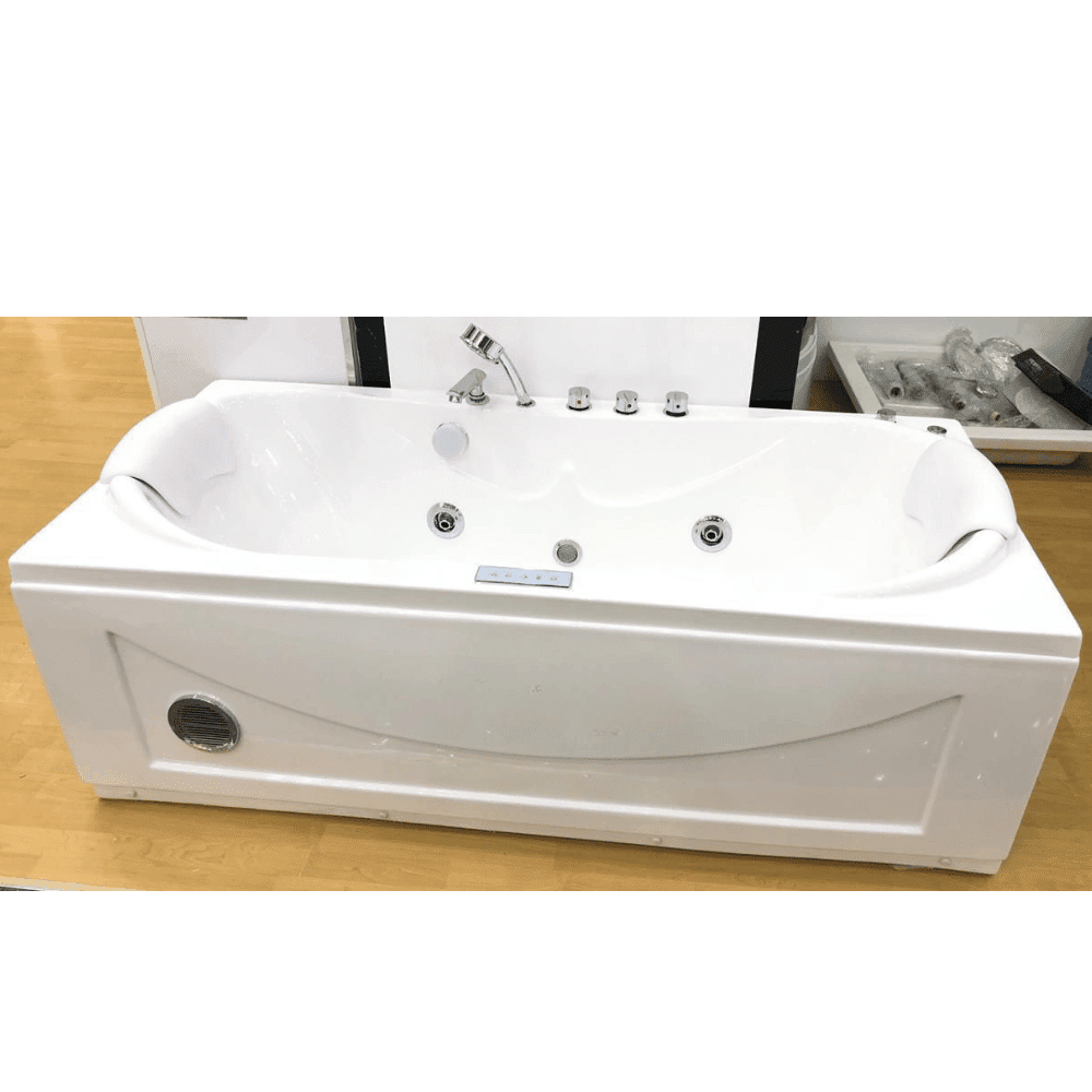 Freestanding jacuzzi